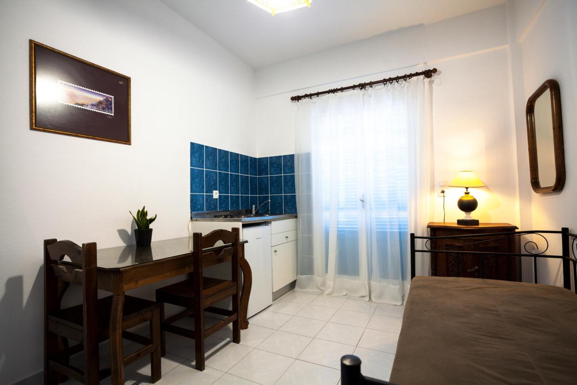 Stella Rooms Vlychada الغرفة الصورة